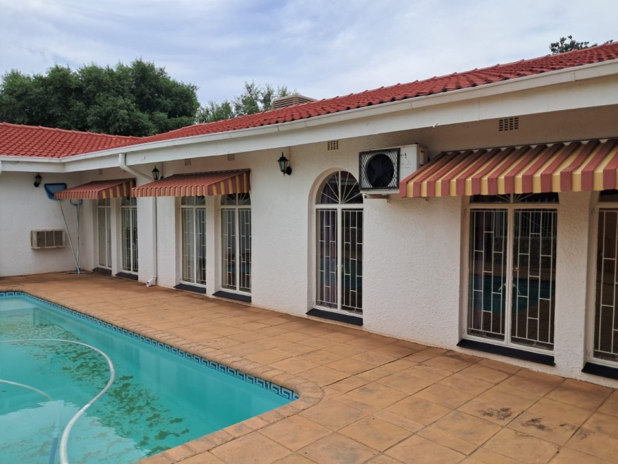 5 Bedroom Property for Sale in Royldene Northern Cape